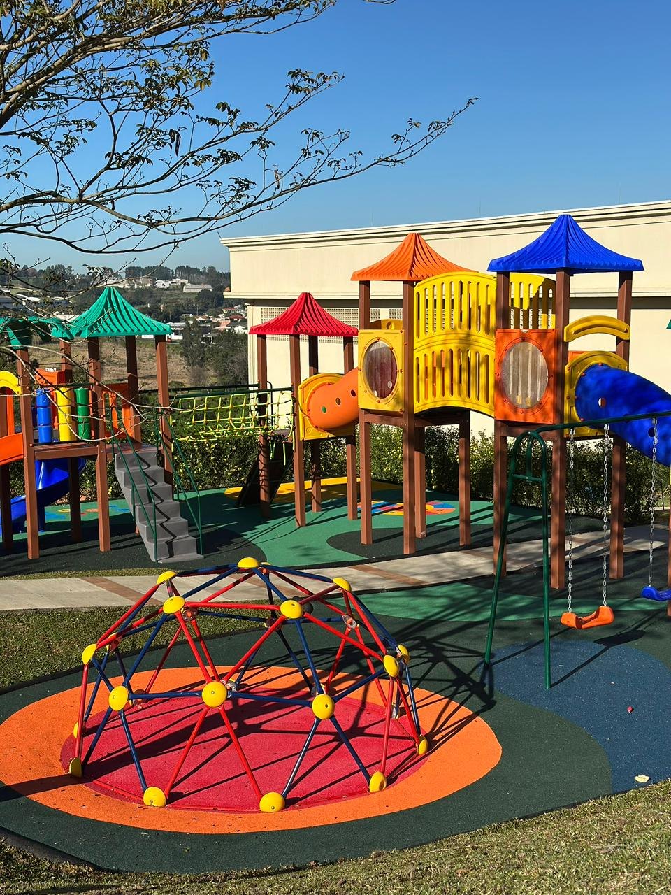 Foto do mesmo parque que aparece no vídeo
